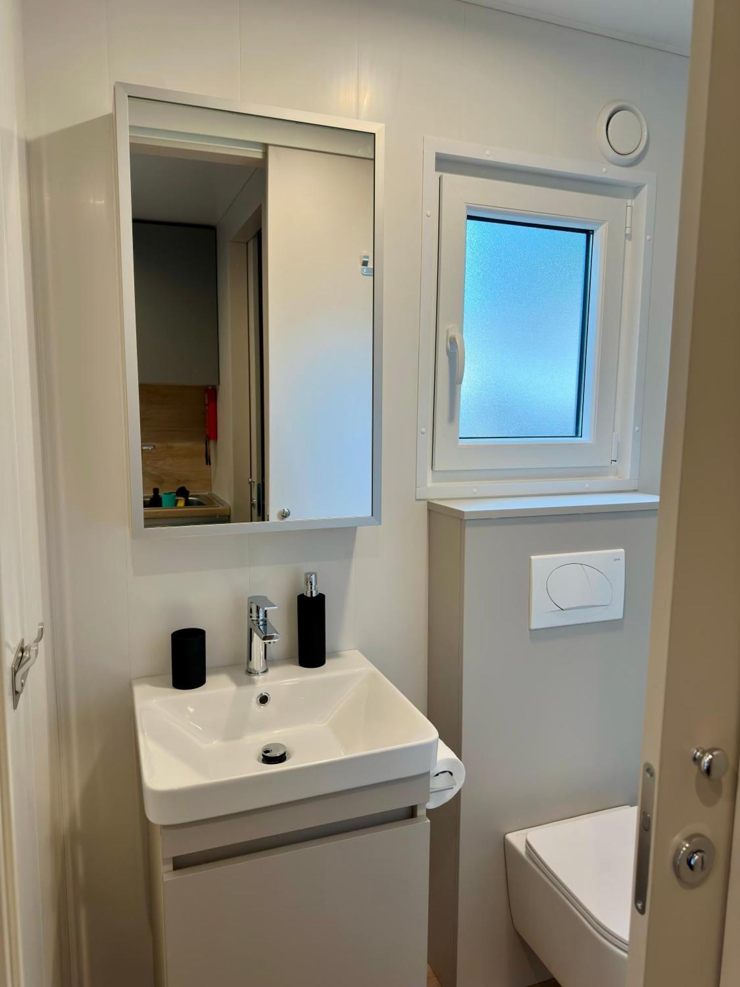 Kamp Slanik Mobile Homes Lovrečica Εξωτερικό φωτογραφία